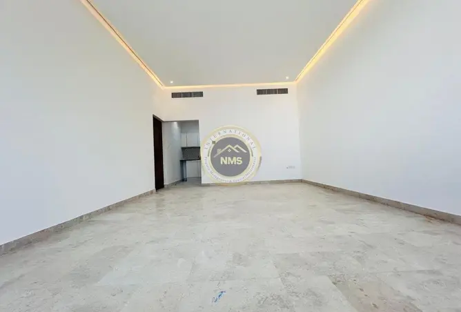 161414937 - Property Image 3
