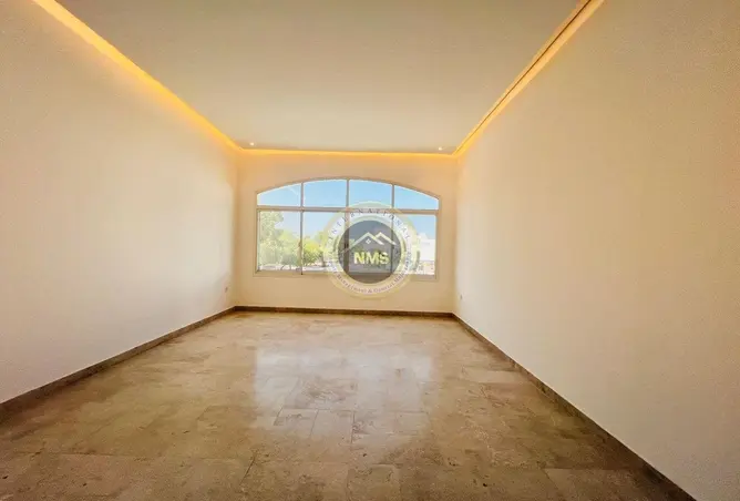 161414937 - Property Image 2