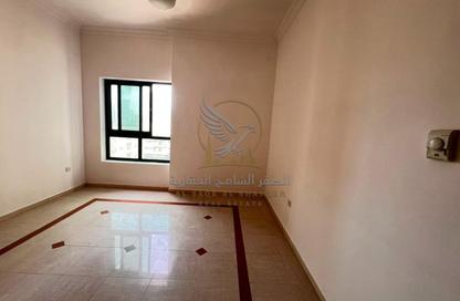 Apartment - 3 - 3 for rent in Al Majaz 2 - Al Majaz - Sharjah