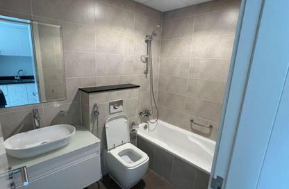Apartment - Studio - 1 Bathroom for rent in Carson A - Carson - Damac Hills - Dubai