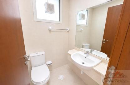 Apartment - 1 Bedroom - 2 Bathrooms for rent in Muwaileh 29 Building - Muwaileh - Sharjah