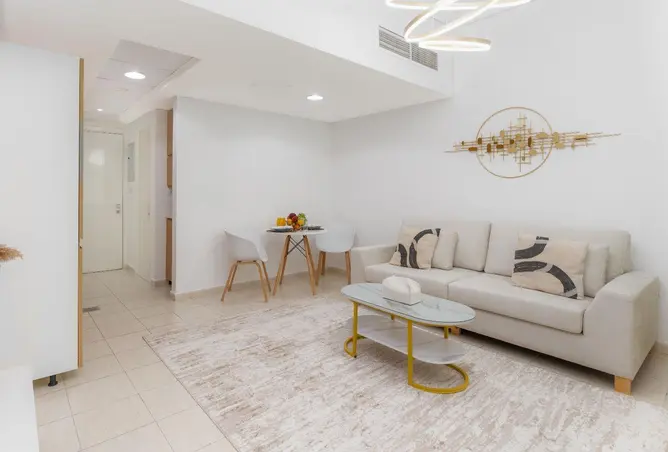 98240661 - Property Image 2