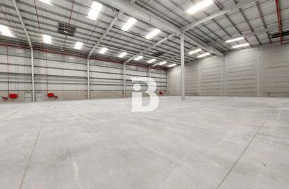 Warehouse - Studio for rent in Al Markaz Industrial Development - Al Dhafrah - Abu Dhabi