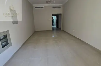 شقة - غرفة نوم - 2 حمامات للايجار في 3 المويهات - المويهات - عجمان شقة - غرفة نوم - 2 حمامات للايجار في 3 المويهات - المويهات - عجمان