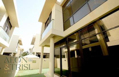 Villa - 3 Bedrooms - 5 Bathrooms for rent in Phoenix - Damac Hills - Dubai