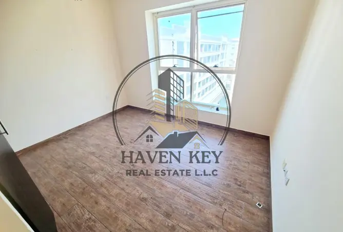 165074210 - Property Image 3