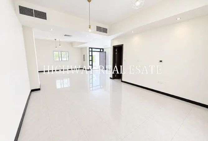 152825062 - Property Image 2