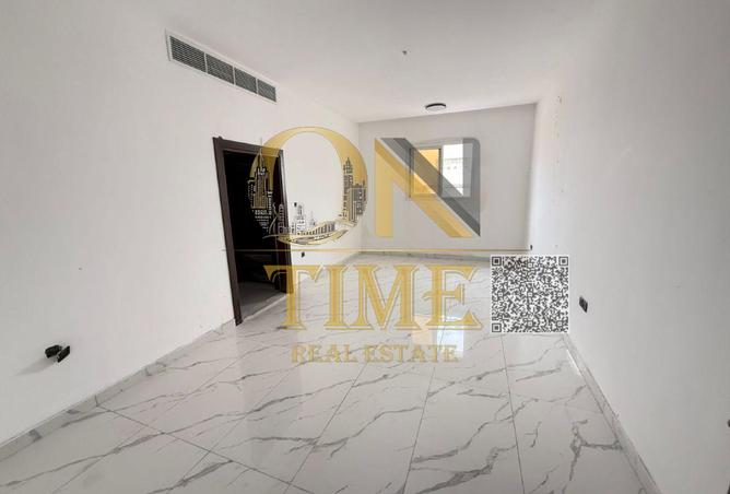 76167924 - Property Image 3