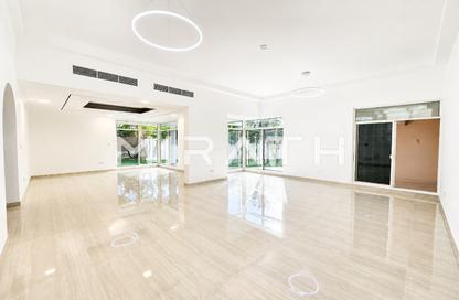 Villa - 5 - 5 for rent in Umm Suqeim 1 Villas - Umm Suqeim 1 - Umm Suqeim - Dubai Villa - 5 - 5 for rent in Umm Suqeim 1 Villas - Umm Suqeim 1 - Umm Suqeim - Dubai