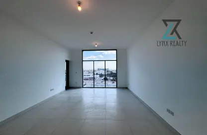 شقة - 2 غرف نوم - 3 حمامات للايجار في مبنى ربدان - موتور سيتي - دبي شقة - 2 غرف نوم - 3 حمامات للايجار في مبنى ربدان - موتور سيتي - دبي