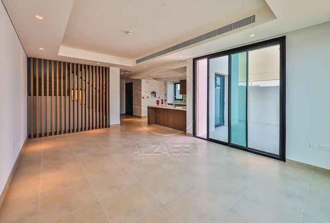 70292572 - Property Image 2