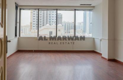 Office Space - Studio - 1 Bathroom for rent in Al Majaz 3 - Al Majaz - Sharjah