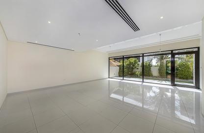 Townhouse - 4 - 5 for rent in Cherrywoods - Dubai