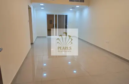 شقة - 2 غرف نوم - 3 حمامات للايجار في الجرف 3 - الجرف - عجمان