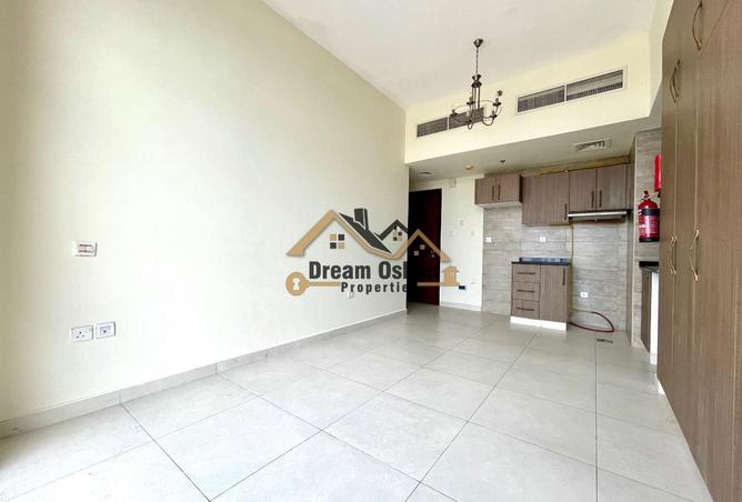 72311730 - Property Image 3