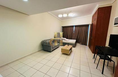 Apartment - Studio - 1 Bathroom for rent in Lake Terrace - JLT Cluster D - Jumeirah Lake Towers - Dubai Apartment - Studio - 1 Bathroom for rent in Lake Terrace - JLT Cluster D - Jumeirah Lake Towers - Dubai