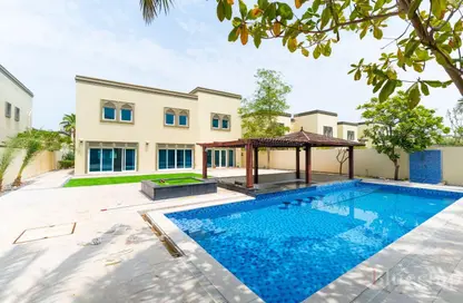 Villa - 4 Bedrooms - 4 Bathrooms for sale in Regional Small - Regional - Jumeirah Park - Dubai