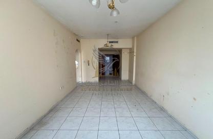 Apartment - 1 - 1 for rent in Al Mahatta - Al Qasimia - Sharjah