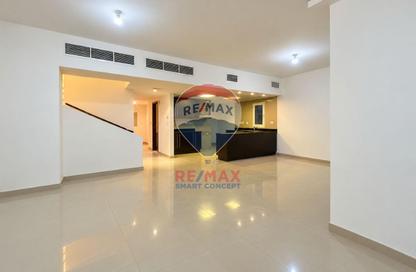 Villa - 4 - 5 for rent in Arabian Style - Al Reef Villas - Al Reef - Abu Dhabi