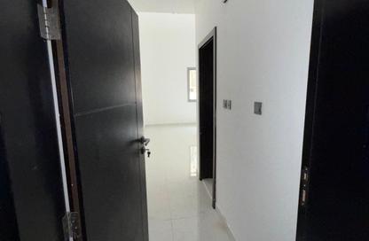 Apartment - Studio - 1 Bathroom for rent in Corniche Tower - Ajman Corniche Road - Ajman