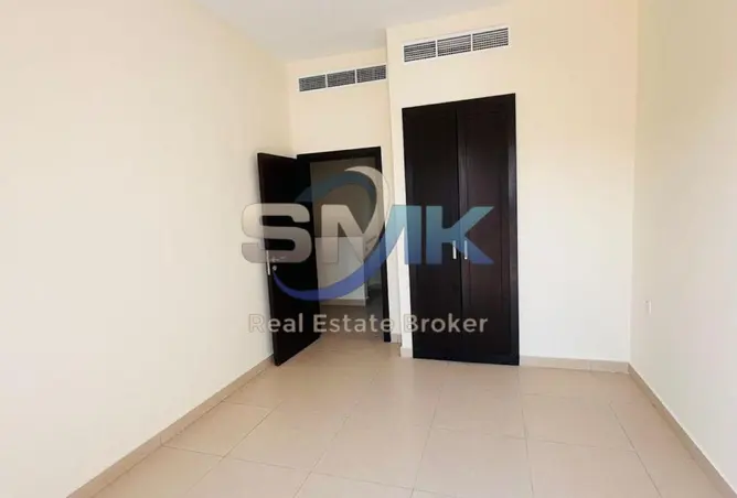 83652327 - Property Image 3