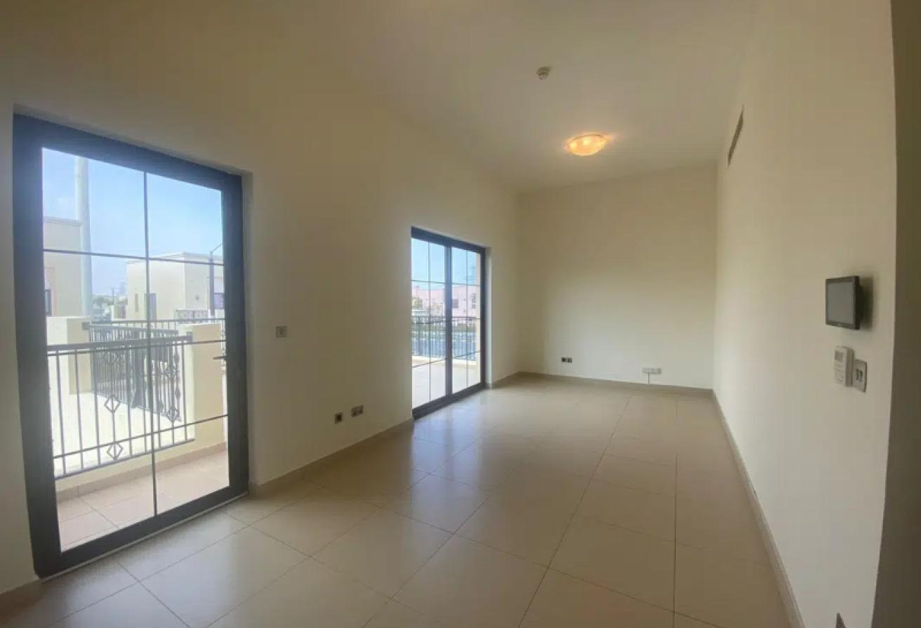 4BR VILLA - YELLOW -STREET 3 photo 9