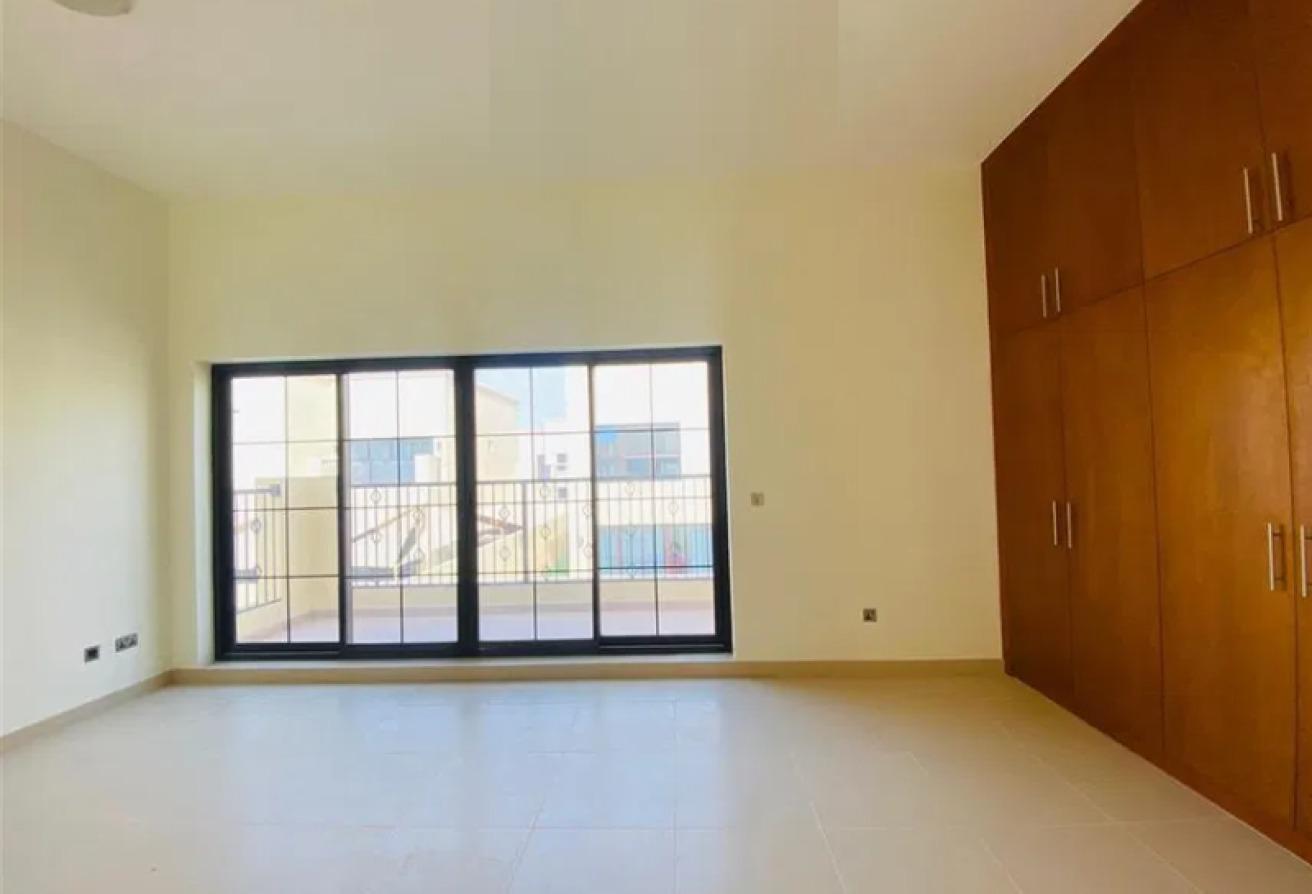 4BR VILLA - YELLOW -STREET 3 photo 5