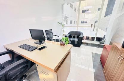 Office Space - Studio - 1 Bathroom for rent in Business Atrium Building - Oud Metha - Bur Dubai - Dubai
