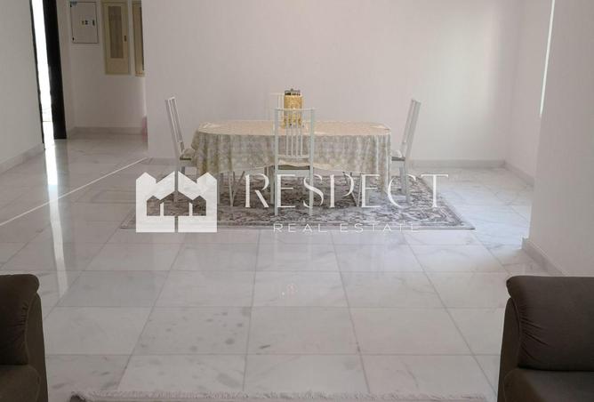 125655317 - Property Image 2
