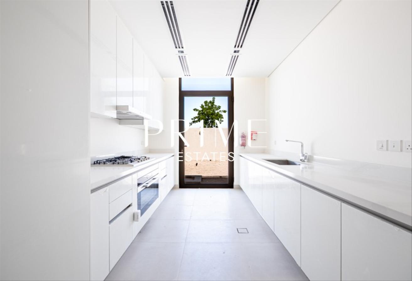 Brand New | Prime Location| Standalone| Single Row photo 13