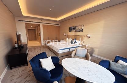Apartment - Studio - 1 for rent in The Palm Tower - Palm Jumeirah - Dubai Apartment - Studio - 1 for rent in The Palm Tower - Palm Jumeirah - Dubai