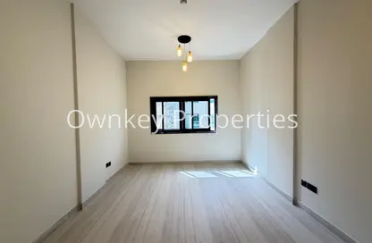 شقة - 1 حمام للايجار في ساحة الكرامة - الكرامة - دبي