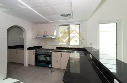 Villa - 3 Bedrooms - 4 Bathrooms for rent in Al Badaa Street - Al Badaa - Dubai