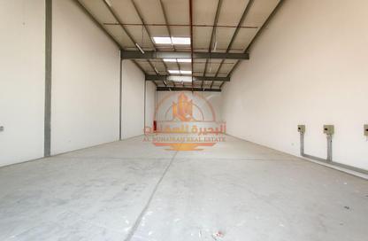Warehouse - Studio - 1 for rent in Al Sajaa S - Al Sajaa - Sharjah