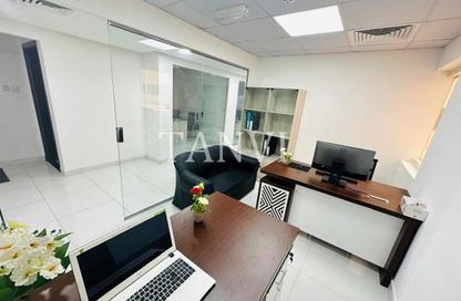 Office Space - Studio - 1 Bathroom for rent in Silver Home Building - Hor Al Anz - Deira - Dubai