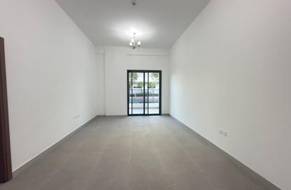 Apartment - 1 Bedroom - 2 Bathrooms for rent in Prestige Building - International City Phase 2 - Al Warsan 4 - Al Warsan - Dubai Apartment - 1 Bedroom - 2 Bathrooms for rent in Prestige Building - International City Phase 2 - Al Warsan 4 - Al Warsan - Dubai