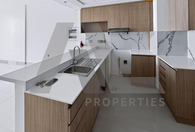 142387613 - Property Image 3