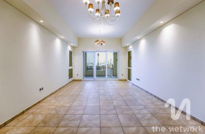 Apartment - 3 Bedrooms - 5 Bathrooms for sale in Marina Residences 4 - Marina Residences - Palm Jumeirah - Dubai