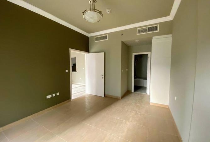 102834857 - Property Image 3