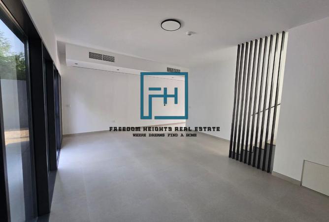 84082698 - Property Image 3