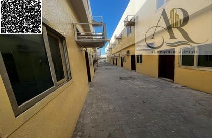 سكن الموظفين - استوديو - 7+ للايجار في بناية اس جي 10 - المنطقة الصناعية رقم 10 - المنطقة الصناعية بالشارقة - الشارقة