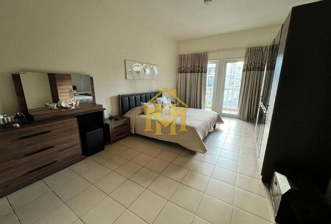 98702579 - Property Image 2