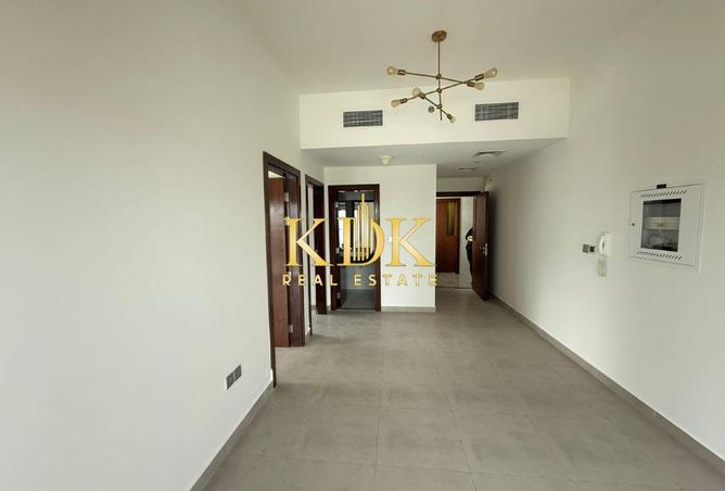 80275921 - Property Image 3