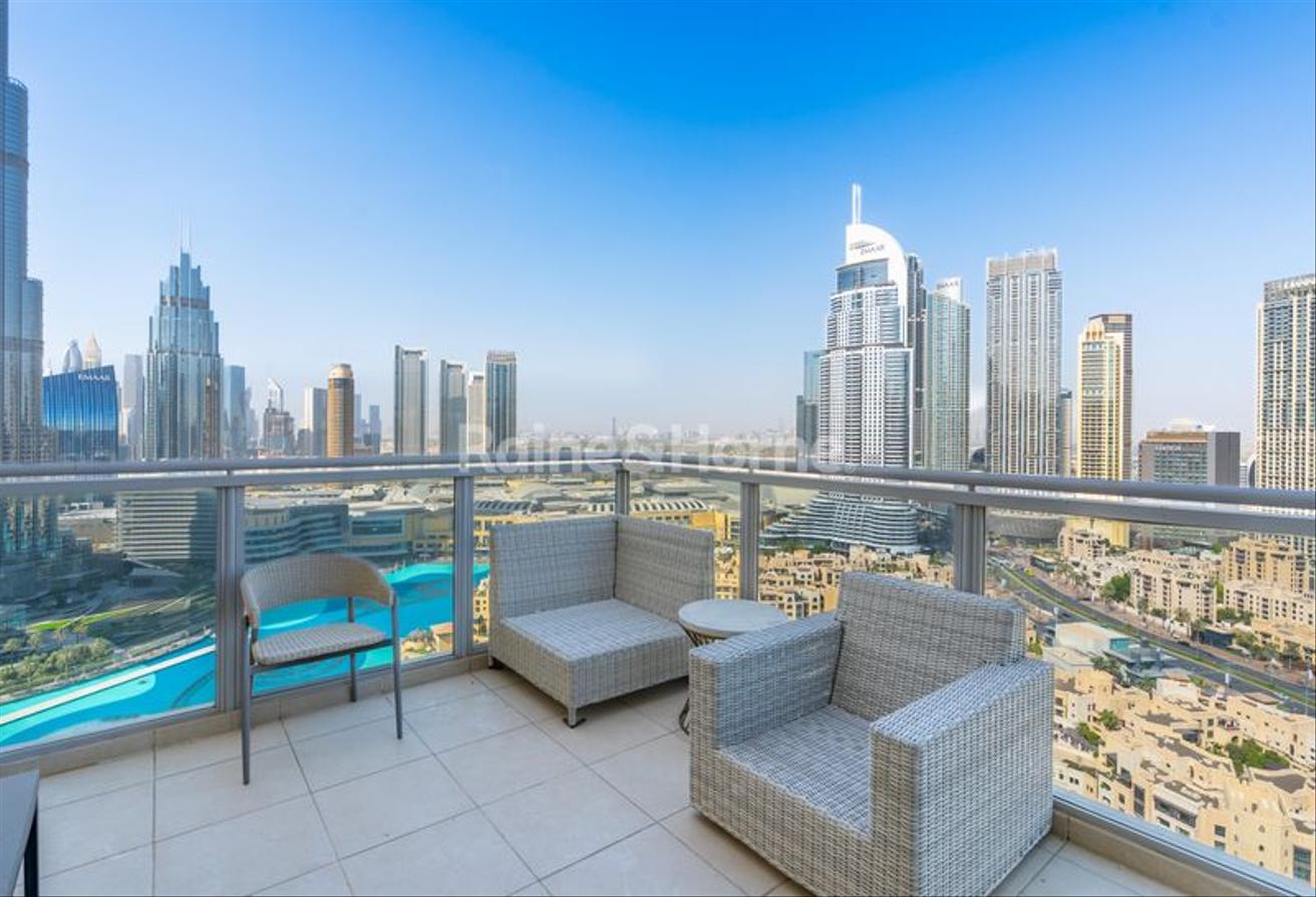 Penthouse | 4 bed+ study | Full Burj View photo 20