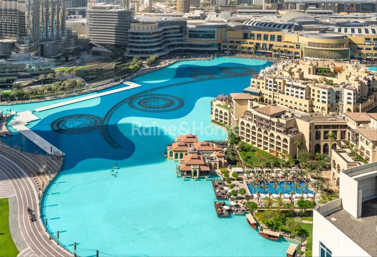 Penthouse | 4 bed+ study | Full Burj View photo 21