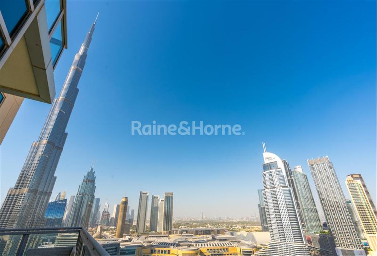 Penthouse | 4 bed+ study | Full Burj View photo 22