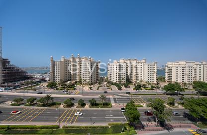 Apartment - 2 - 3 for rent in Al Khushkar - Shoreline Apartments - Palm Jumeirah - Dubai