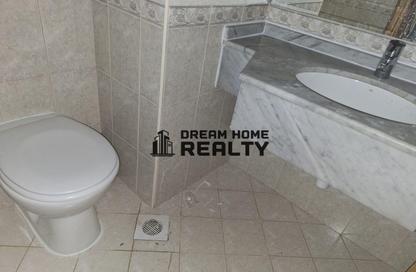 Apartment - 2 Bedrooms - 4 Bathrooms for rent in Al Khan Lagoon - Al Khan - Sharjah