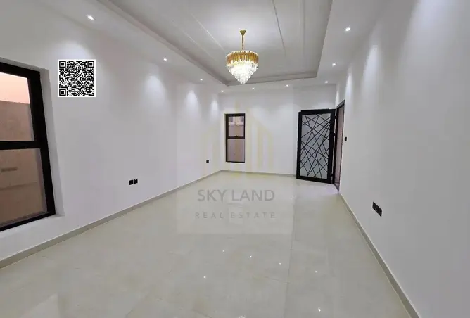 155590443 - Property Image 2