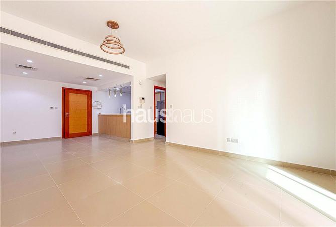 Vacant Now | Internal | Large Layout | Renovated